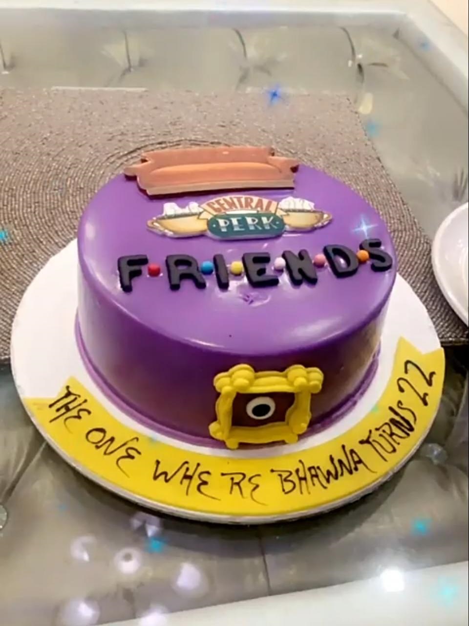 Friends Birthday Cake - Flecks Cakes
