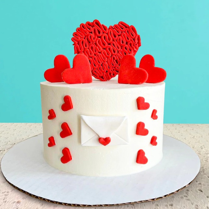 Valentines pink heart cake - FunCakes