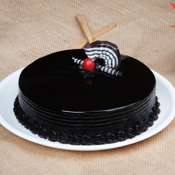 Eggless Black Forest Cake Recipe - Swasthi's Recipes