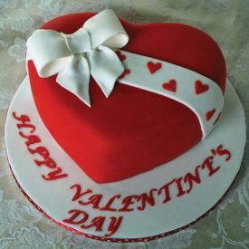 Valentines fondant cake