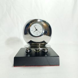 Clock with Pen Stand