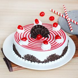 Valentine Red Velvet Cake