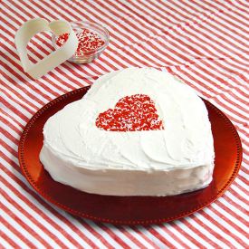 Sumptuous Heart Vanilla Cake