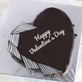 Heart shape valentines cake