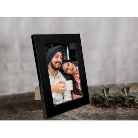 photo frame in square shape