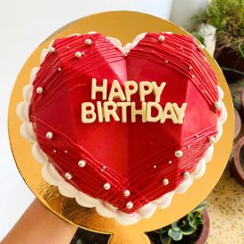Sweet Soul Red velvet Pinata Cake