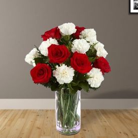 Circean Roses Vase
