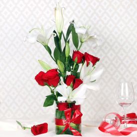 white lily and red Rose with vase