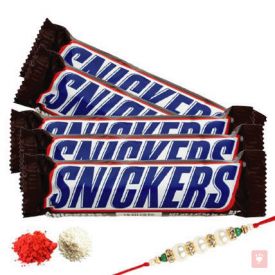 Rakhi with 5 Snickers
