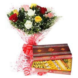 Bunch of 10 Mixed Roses with 1/2 Kg Mixed Sweets