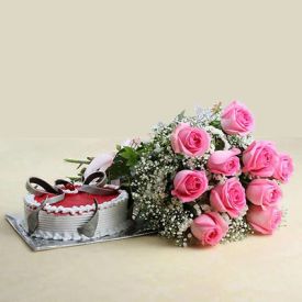 10 Pink Roses with Half Kg Strawberry Cake
