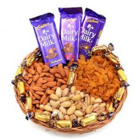 Mixed Dry Fruits with Dairy Milk